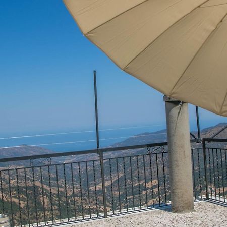 La Casa Della Nonna Villa San Mauro Castelverde Eksteriør billede