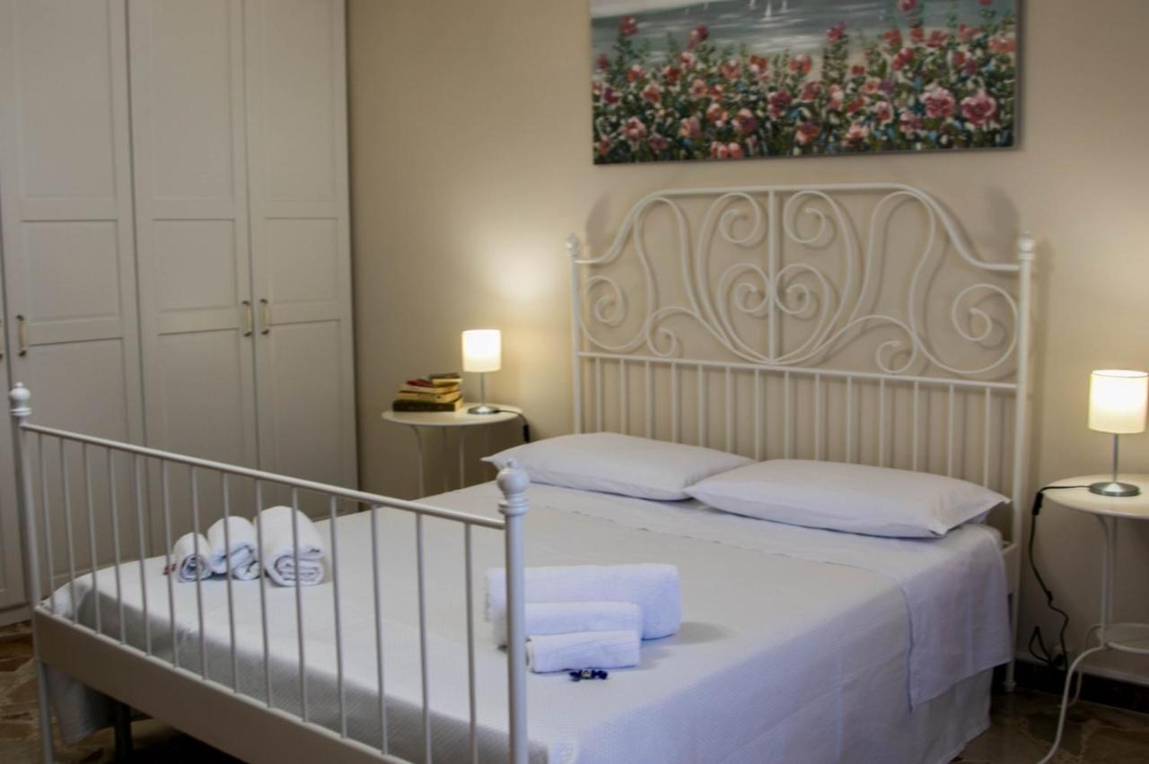 La Casa Della Nonna Villa San Mauro Castelverde Eksteriør billede