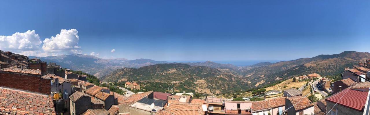 La Casa Della Nonna Villa San Mauro Castelverde Eksteriør billede