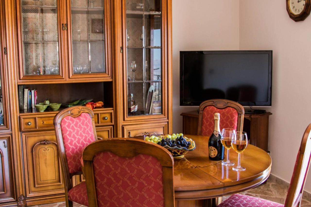 La Casa Della Nonna Villa San Mauro Castelverde Eksteriør billede